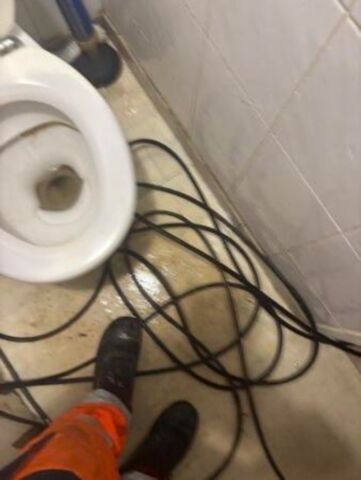 WC bouché dans les Yvelines (78) : les solutions pour agir sans attendre