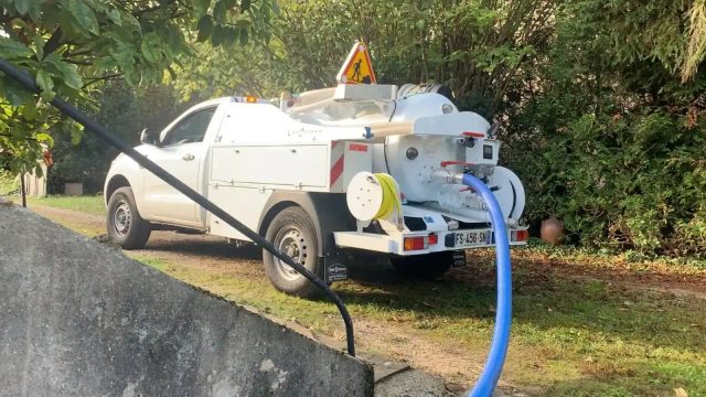 Quand faut-il faire appel à nos services de pompage de station d'épuration ou de relevage à Poissy ?